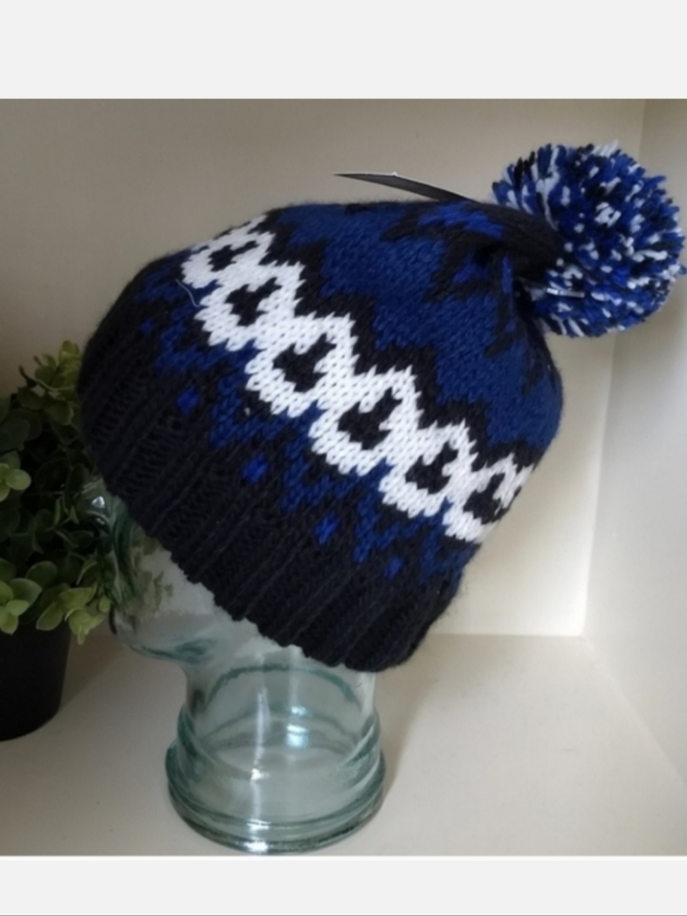 HAT New Goodfellow One size Black Blue pom Fairisle